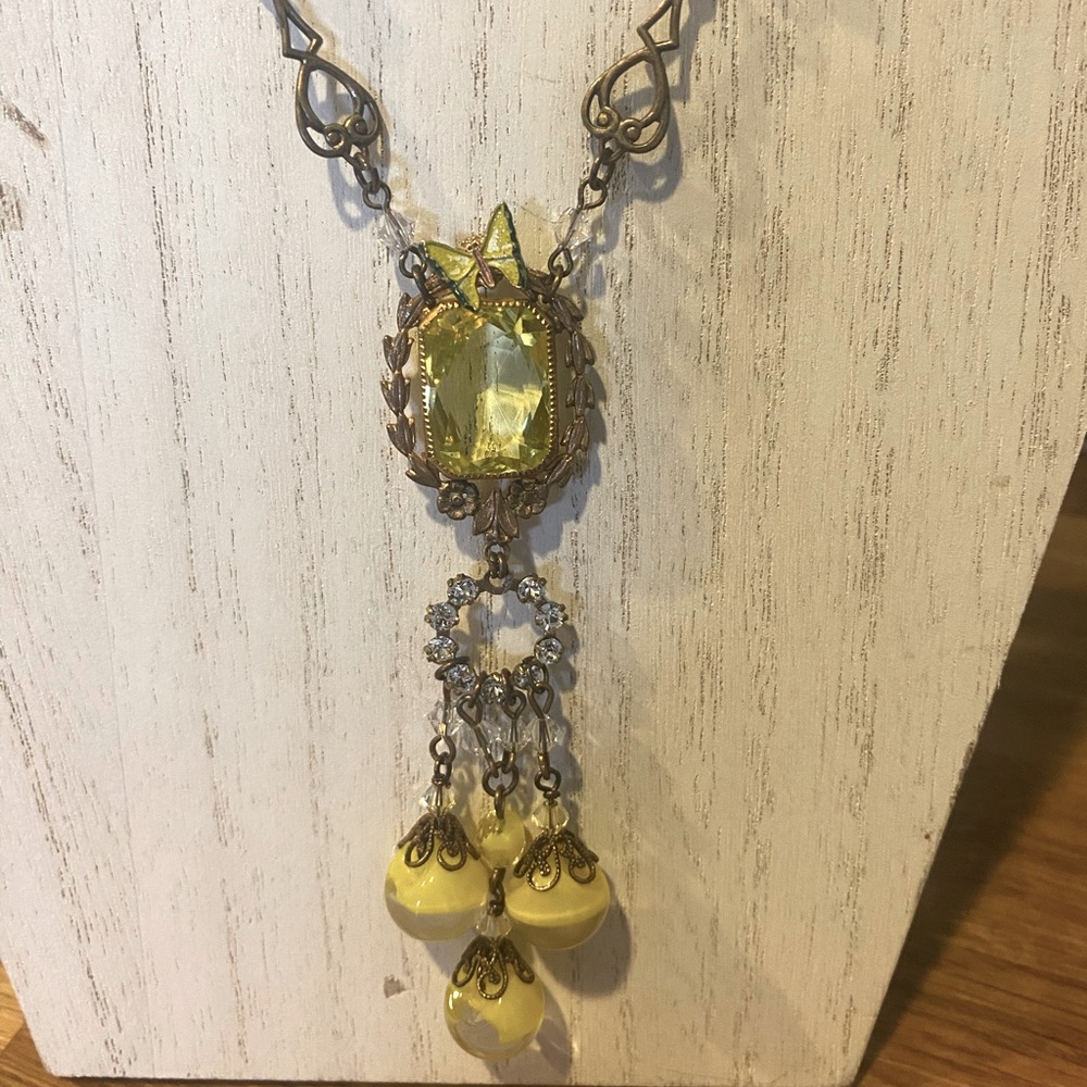 Handmade vintage inspired necklace